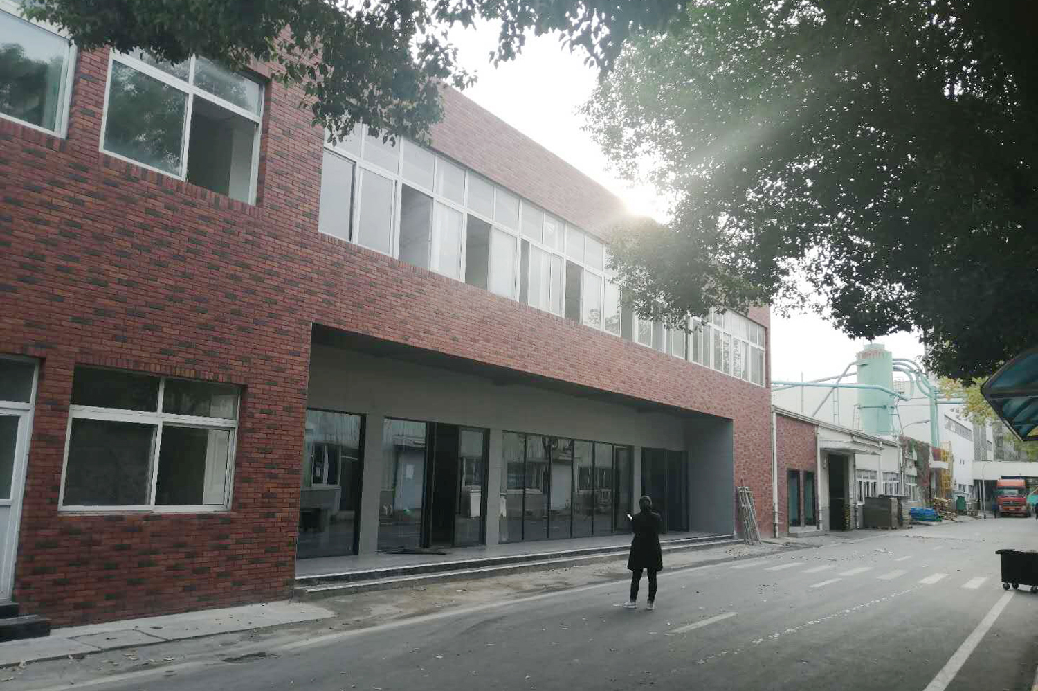 合肥丹盛包装车间厂房、食堂、会议室翻新改造工程(图5)