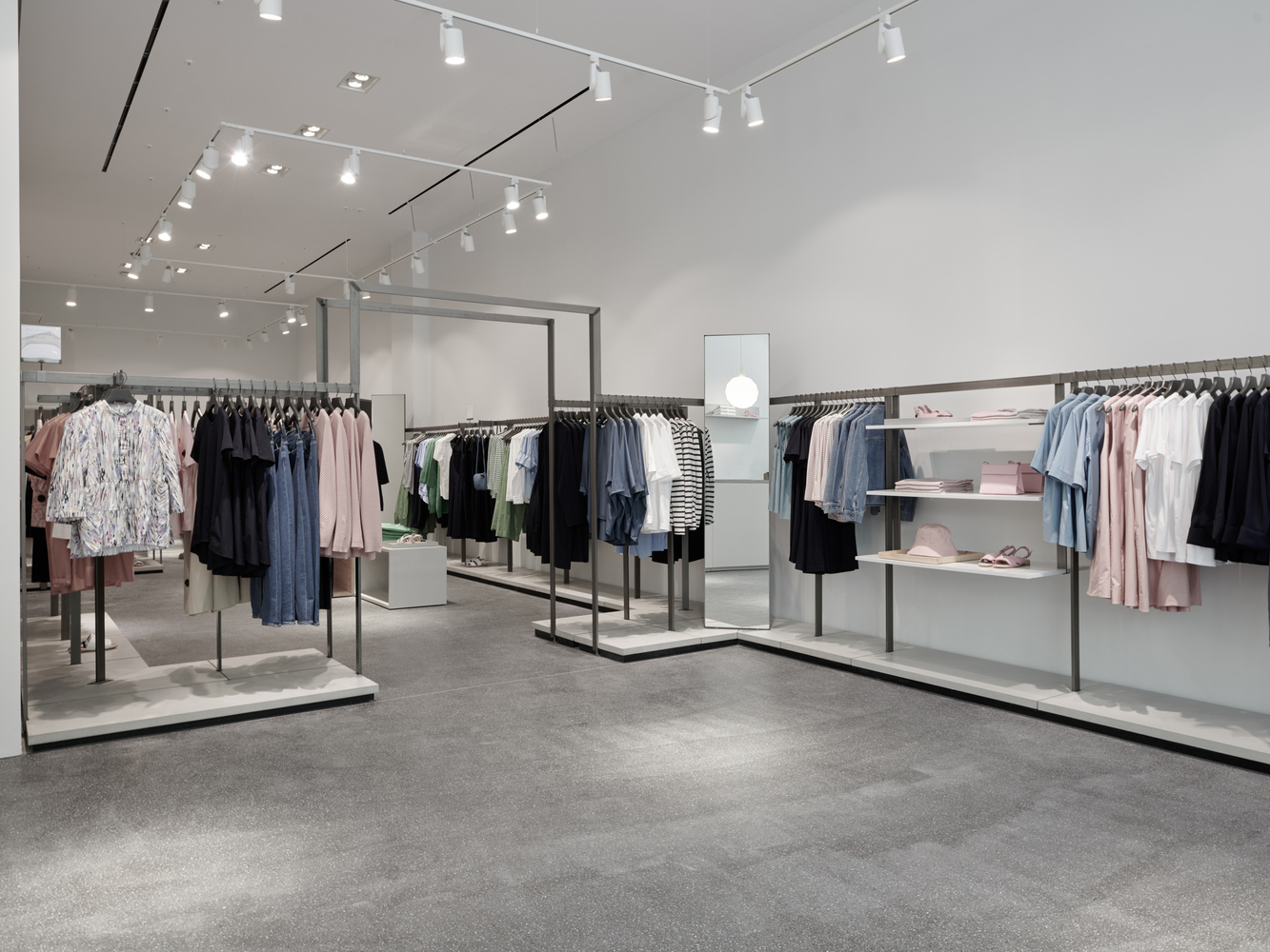 合肥300平方服装店装修设计项目(图3)