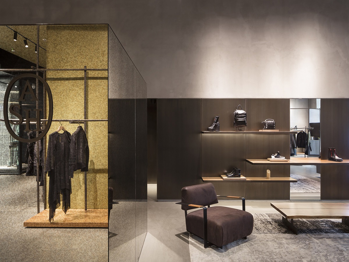 精品服装店装修设计项目(图1)