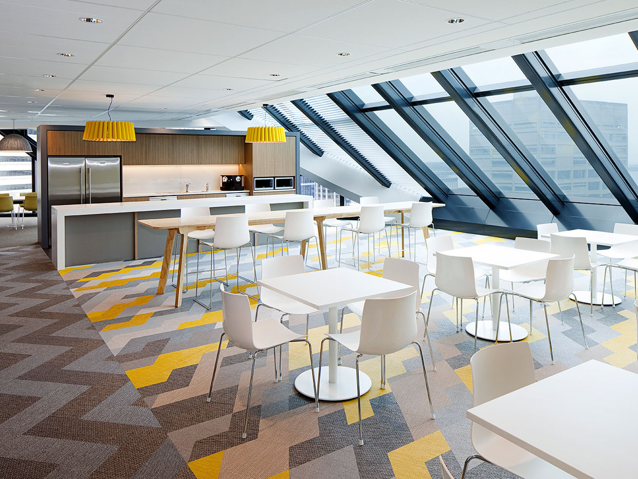 阜阳2300㎡办公室装修设计案例(图1)