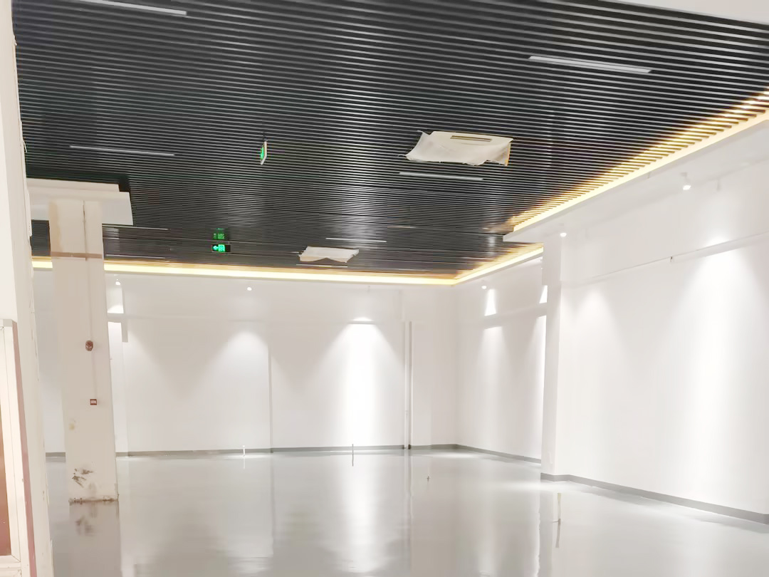 合肥蜀山区国科军通创新产业园内车间厂房顶面维修改造工程(图1)